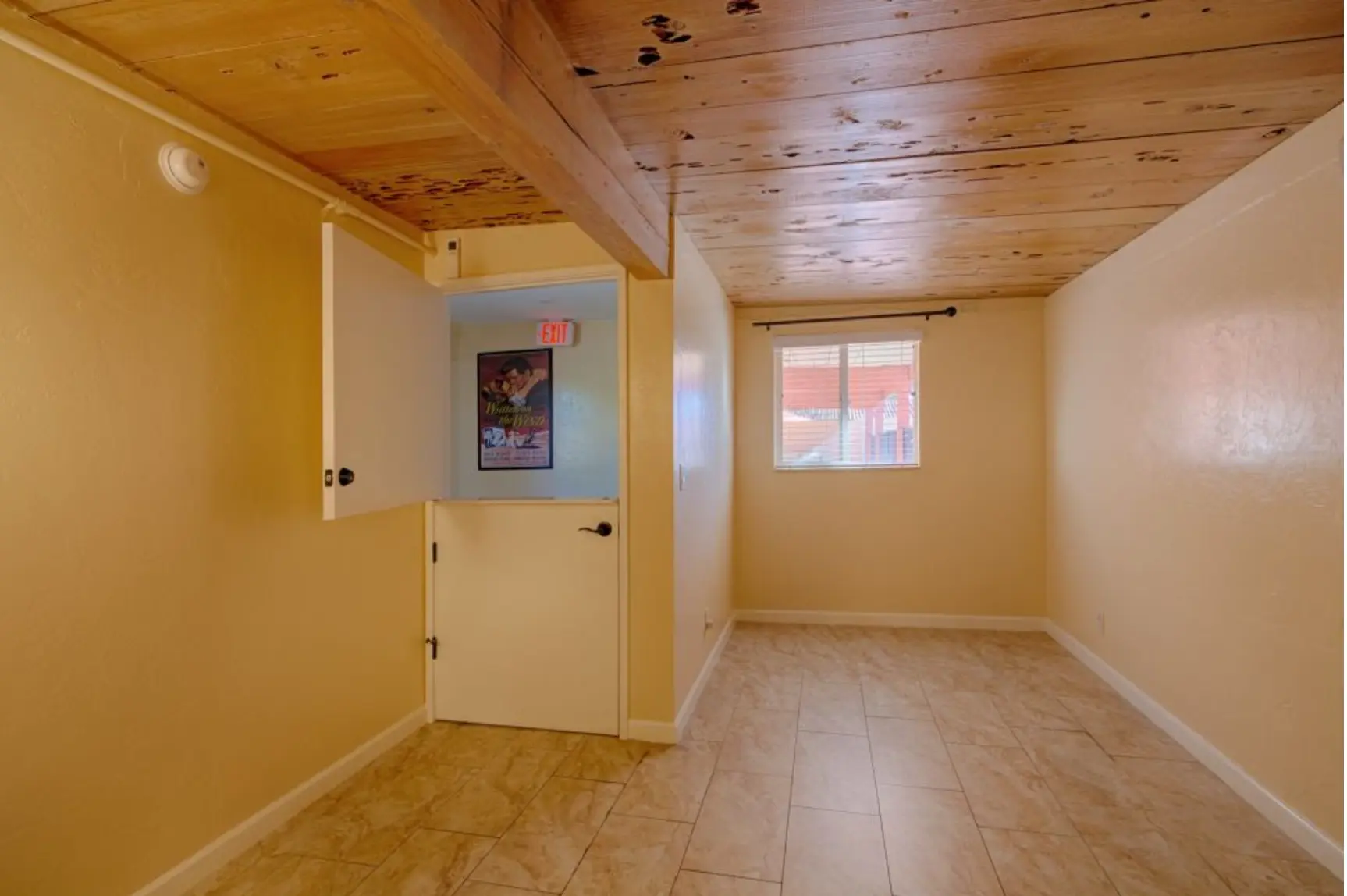 Comfortable residential setting at The Gardens at San Carlos